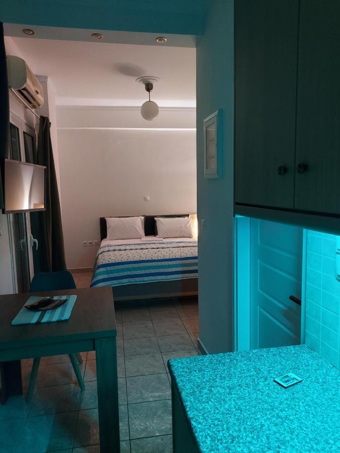 Adler 2 Cozy 2 Persons Apartment Downtown ピレウス エクステリア 写真